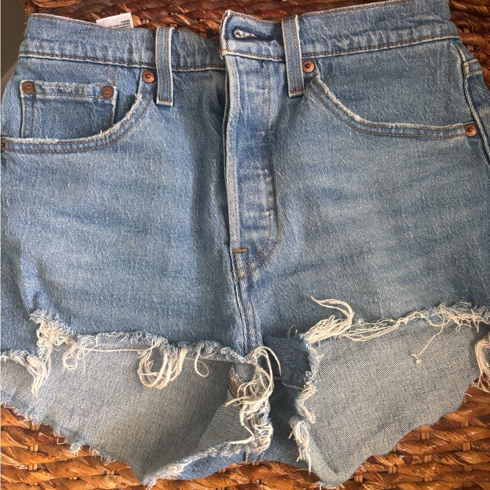 Levi’s 501 High rise button fly